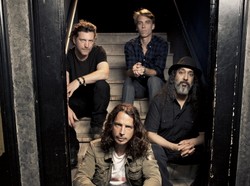 Legenda grunge'u w trasie po 14 latach