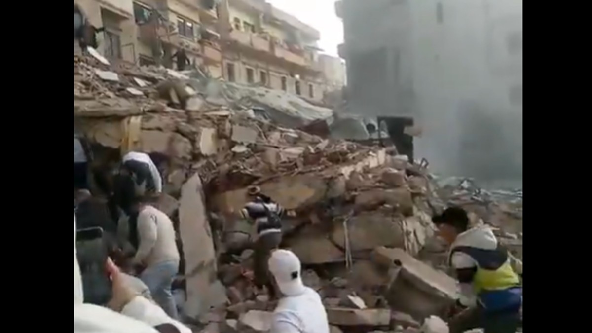 Srušila se petospratnica u Tripoliju