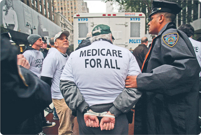 Plan oszczędnościowy amerykańskich Republikanów, rozpisany na najbliższą dekadę, zakłada niemal całkowite zniesienie dopłat państwa do systemu opieki zdrowotnej Fot. Reuters/Forum