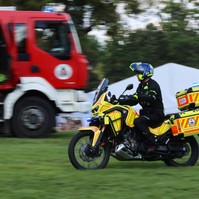A mentőmotoros lét nemcsak izgalmas, hanem óriási felelősség is, mivel az ellátás egyedül zajlik