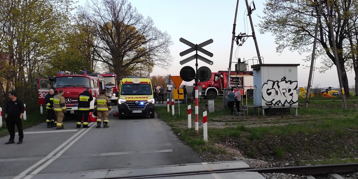 Dramatyczny wypadek na przejeździe w Unieszewie.