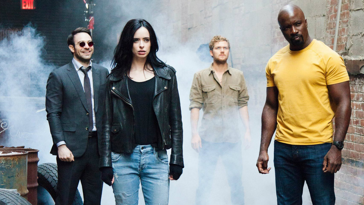 Twórcy serialu "The Defenders" zaprezentowali nowe ruchome grafiki, na których pojawili się wszyscy bohaterowie nowej produkcji Netfliksa. Oto Daredevil, Luke Cage, Iron Fist i Jessica Jones.