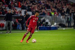 Koronawirus odpuszcza Bayernowi. Kingsley Coman z lukratywną umową