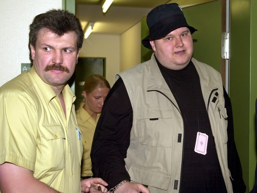 Kim Dotkom (desno) zgrnuo je milione presko sajta za besplatno "šerovanje"