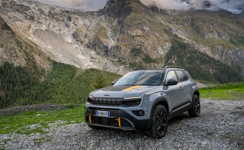 Nowy Jeep Avenger 4xe The North Face Edition