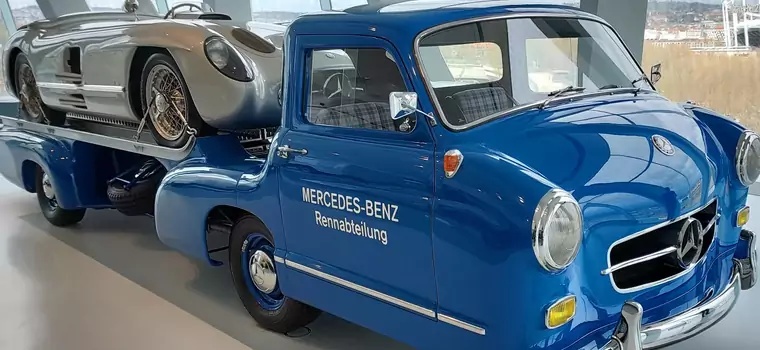 Wyścigowy transporter Mercedesa z 1955 r. Skasowany i odbudowany