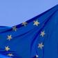 unia europejska flaga powiewa