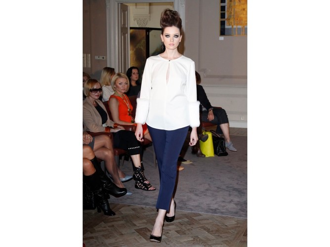 Zimowo-karnawałowa kolekcja Deni Cler Milano - pokaz na spotkaniu pod hasłem Deni Cler Milano prêt-à-culture 2011.