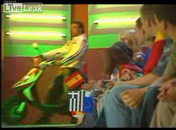 Conrado Moreno klnie po wypadku