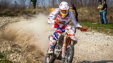 Rajd Dakar: słaby wynik Jakuba Przygońskiego, podium Rafała Sonika