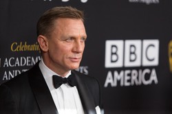 Bond zdał wreszcie egzamin na... prawo jazdy