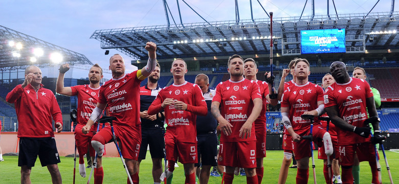 Porażka Wisły Kraków w finale amp futbolowej Ligi Mistrzów
