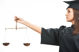 Prawnik o ACTA: Zapisy mało precyzyjne, trudne do interpretacji