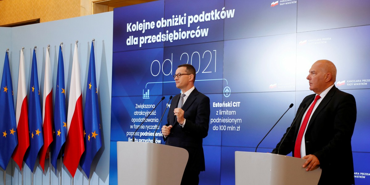 Mateusz Morawiecki i Tadeusz Kościński proponują zmiany w podatku liniowych dla działalności gospodarczych, które krytykowane są przez środowiska przedsiębiorców a nawet Rzecznika MŚP