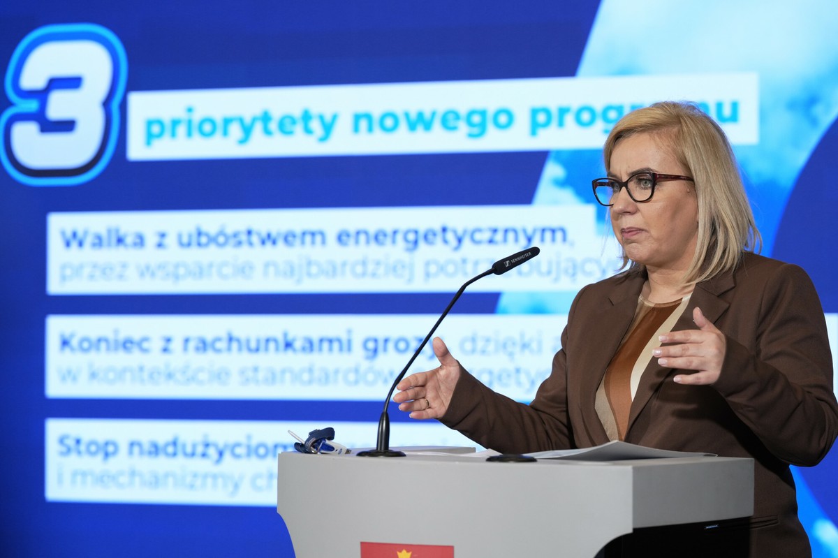 "Czyste Powietrze" kuleje z nowymi warunkami. Liczba wniosków drastycznie spadła