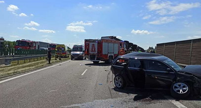 Koszmarny wypadek w Leścach. Ciężarówka zderzyła się z autem. Tragiczny finał