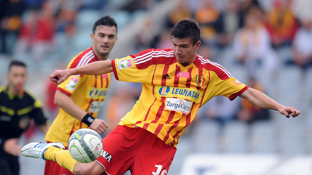 Od niedzieli na zgrupowaniu Korony Kielce w Wodzisławiu Śląskim przebywa czeski środkowy obrońca, Radek Dejmek. 25-letni defensor zagra w Koronie w dwóch wtorkowych sparingach z MFK Karvina i Piastem Gliwice.