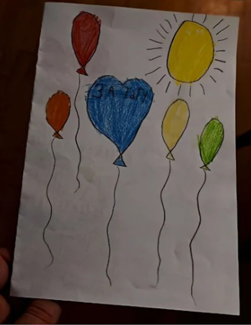 Rasti ćerka Tara napravila čestitku za rođendan