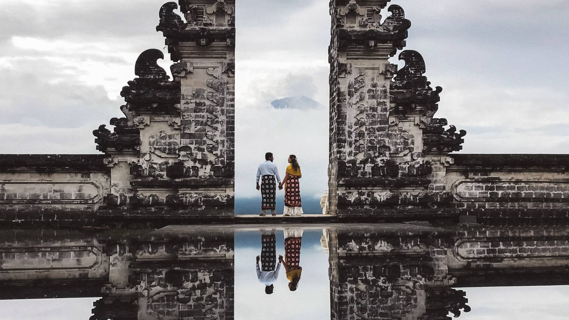 Balijskie "bramy niebios" to Instagramowe oszustwo