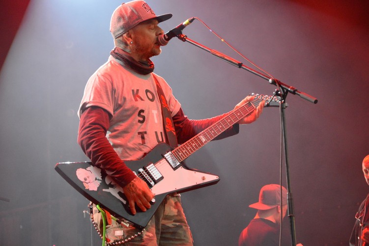 Tomasz Lipnicki z zespołu Illusion na koncercie Męskie Granie 2018. Warszawa 2018.08.18