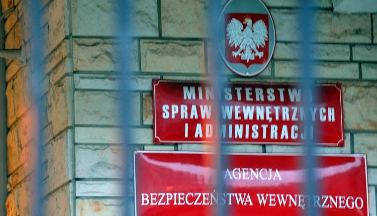 Sędzia Tomasz Szmydt prosi o opiekę i ochronę" na Białorusi. Ruch ABW...