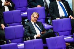 Niemcy rezygnują ze świadectw odporności. "Stworzy społeczeństwo dwuklasowe"