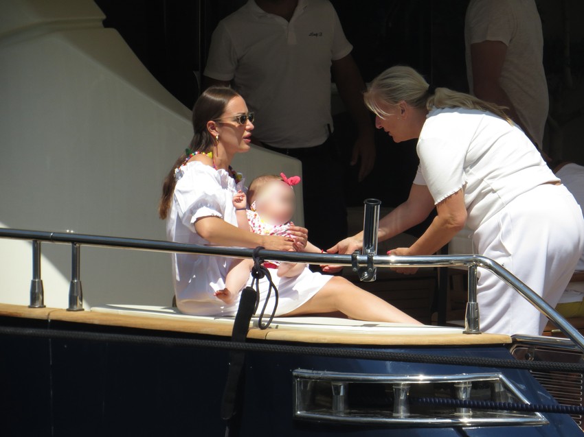 Aleksandra Prijović paparaco