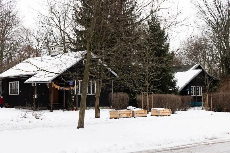 Na Osiedlu Jazdów łatwo zapomnieć, że centrum Warszawy jest tak blisko