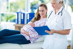 Jak wybrać przyjazną porodówkę? Ważne rzeczy, na które warto zwrócić uwagę