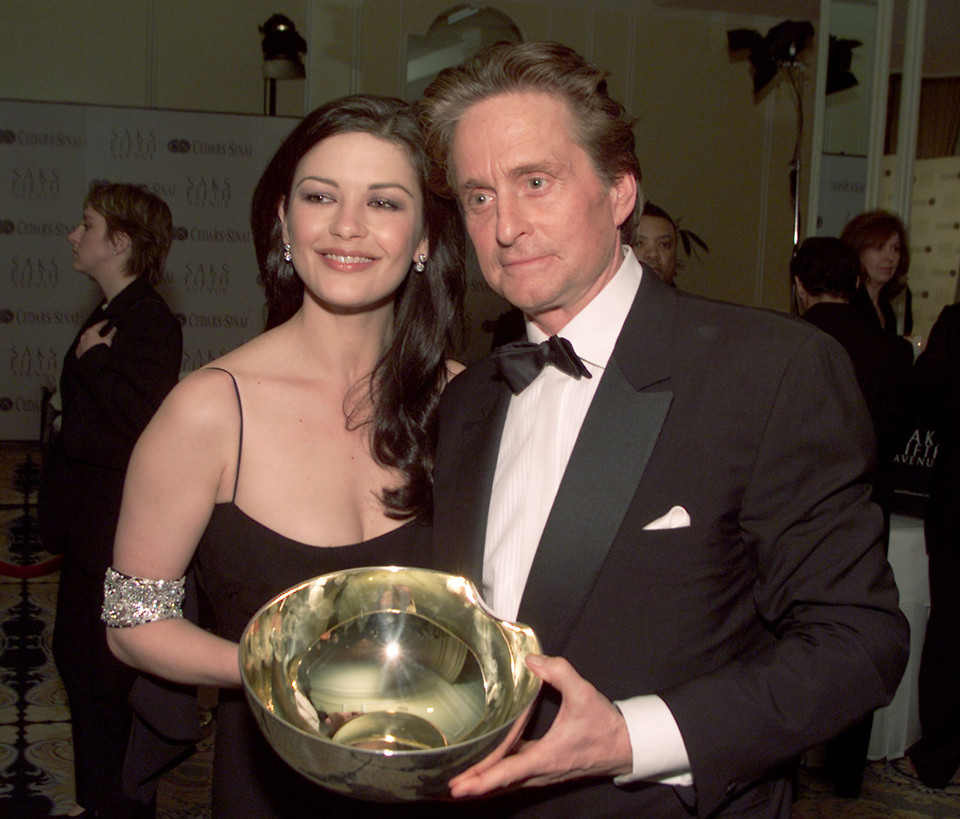 Michael Douglas i Catherine Zeta Jones w 2000 roku