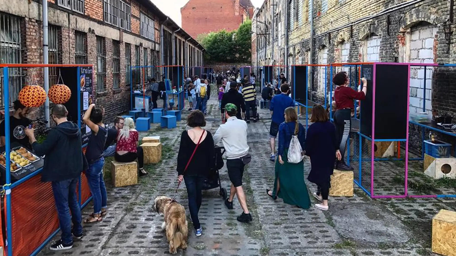 Kolego, koleżanko, chodź na Podwórko! Gdańsk wzbogacił się o nocny targ