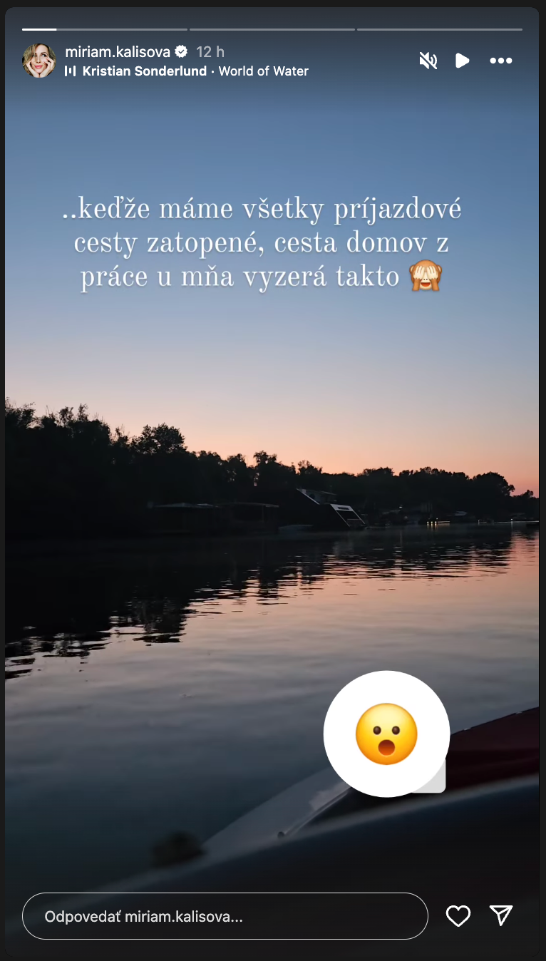 Miriam Kalisová ukázala ako išla domov, keď boli cesty zatopené.