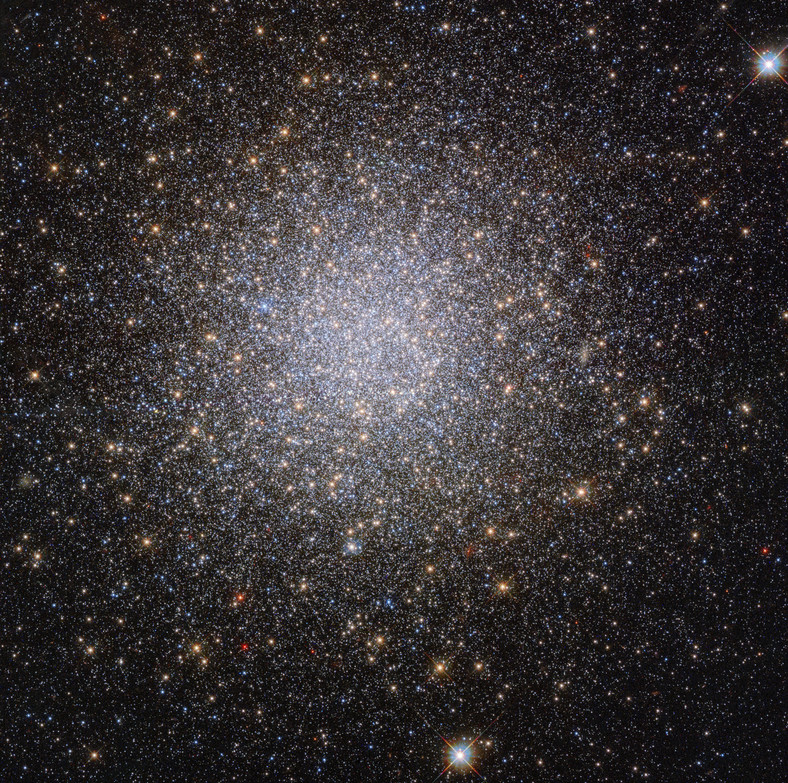 C25 - NGC 2419 