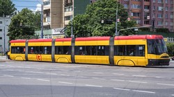 Rowerzysta potrącony przez warszawski tramwaj. Zmarł w szpitalu