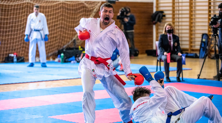 Hárspataki Gábor öröme /Fotó: Magyar Karate Szakszövetség