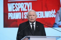 Ile kosztuje partia PiS? "Nie jesteśmy totalnie bez grosza. Odrobinę mamy, ale mało" [KULISY]