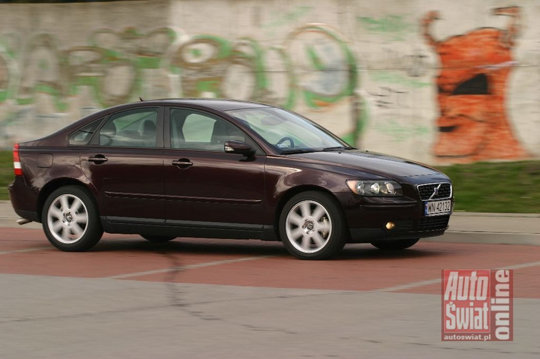 Volvo S40