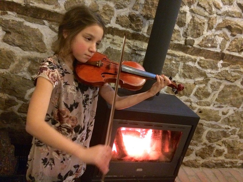 Jovana Savić oduševila posetioce koncerta u Velikoj Hoči