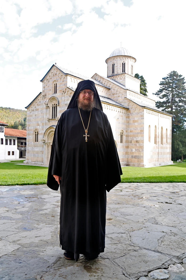 Iguman Sava Janjić ističe da se godinama vrše pritisci kako bi se monaštvo proteralo