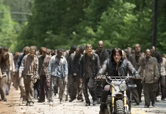 Jak zostać zombie w The Walking Dead? Filmiki z castingów pokazują, że nie jest łatwo