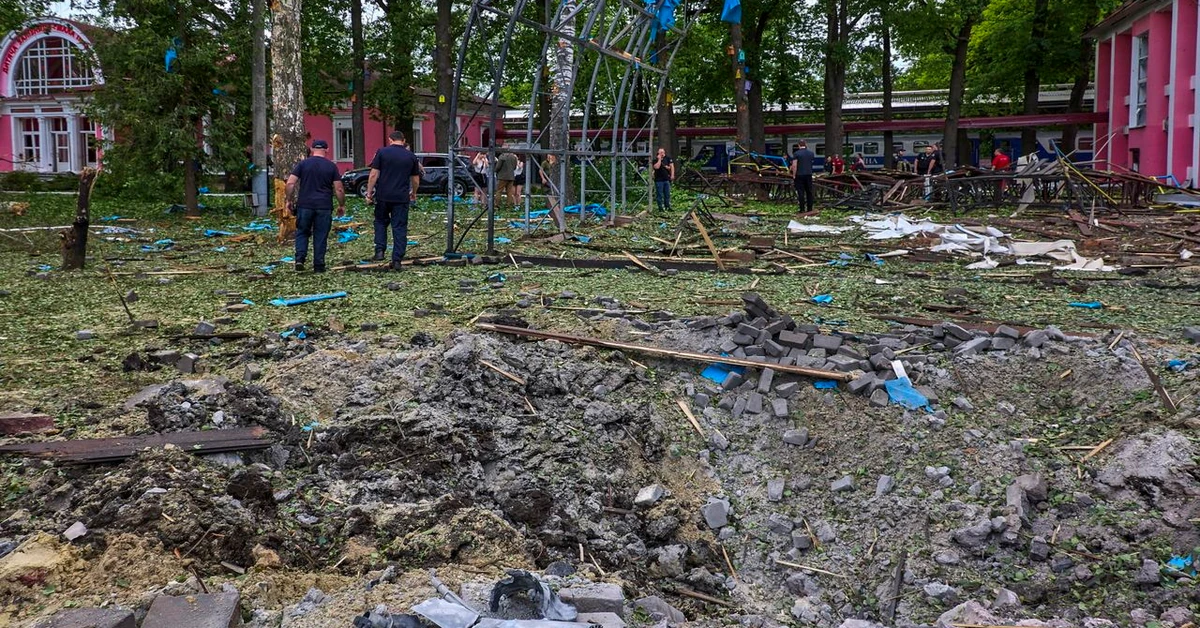 "Rosja czuje się bezkarna". Charków przeżywa największy atak od początku wojny
