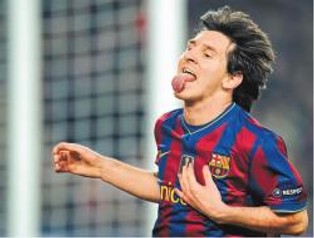 Geniusz na boisku pokonał geniusza marketingu na jego terenie: Messi zarobił więcej od Beckhama