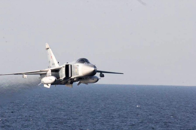 Jens Stoltenberg poinformował, że w przyszłym tygodniu odbędzie się spotkanie Rady NATO-Rosja, na którym jednym z tematów będą działania militarne, a przede wszystkim ich przejrzystość i ograniczenie ryzyka. 'Myślę, że incydent na Morzu Bałtyckim tylko podkreśla to, jak ważna jest koncentracja o ograniczeniu ryzyka i przejrzystości' - powiedział sekretarz generalny Sojuszu Północnoatlantyckiego.