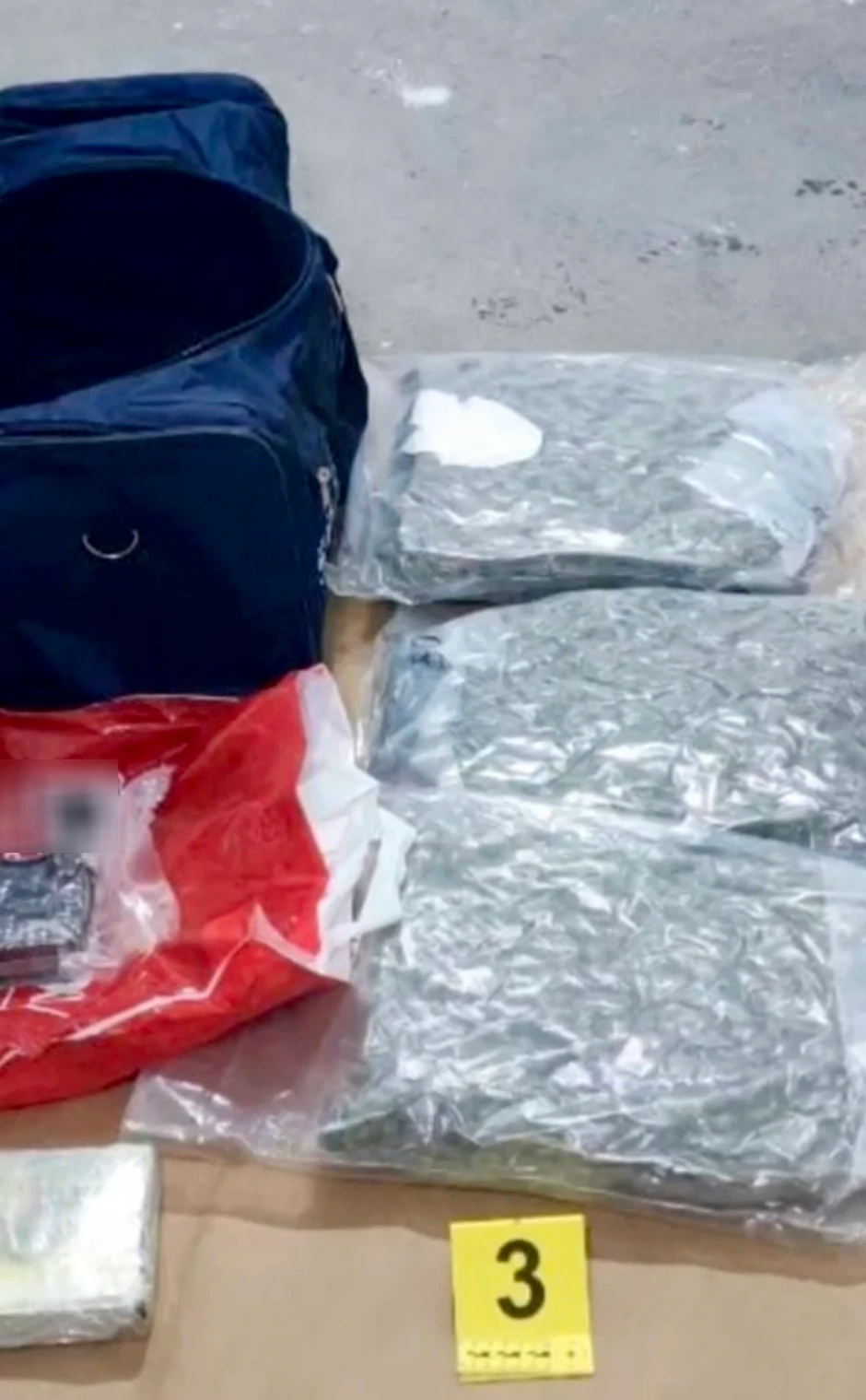 Zaplenjeni narkotici i oružje u Novom Sadu