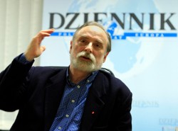 Prawie wszyscy Polacy byli uwikłani w system komunistyczny