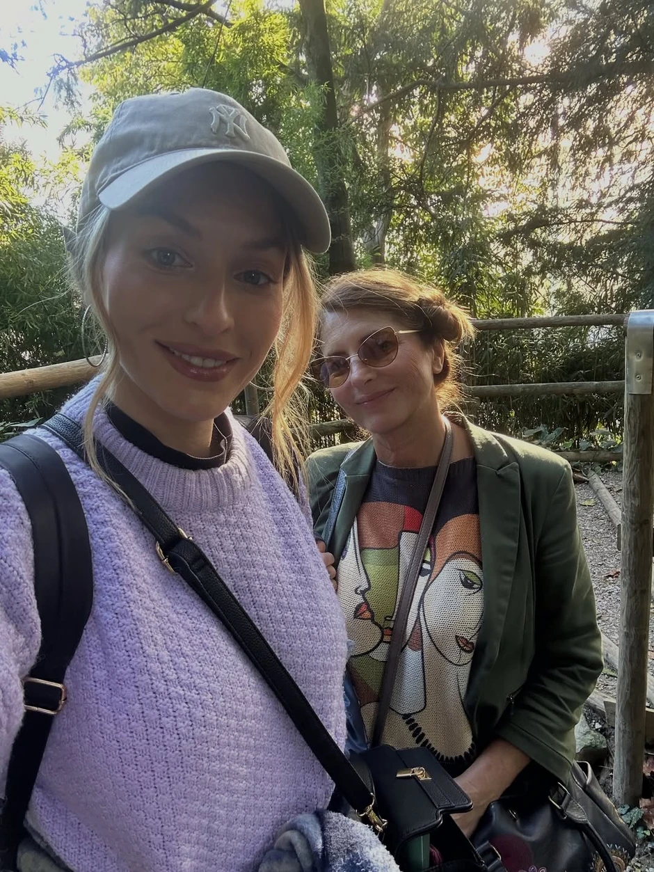 Anđela Jovanović čestitala majki rođendan