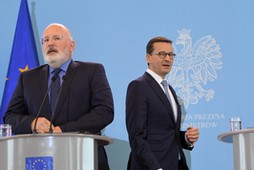 Mateusz Morawiecki, Frans Timmermans