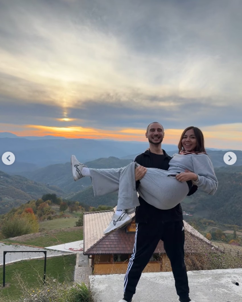 Milan Ponjević sa devojkom