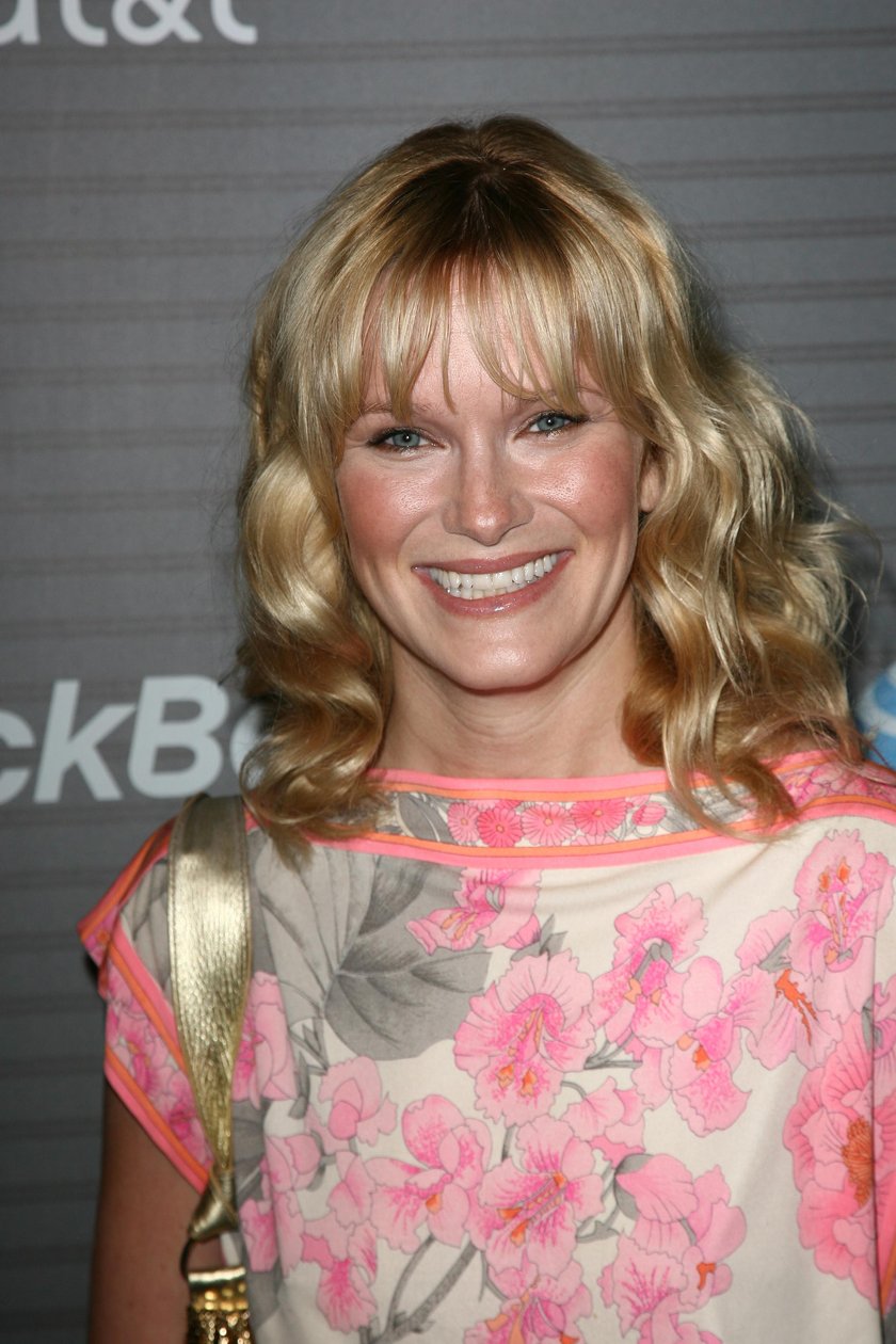 Nicholle Tom