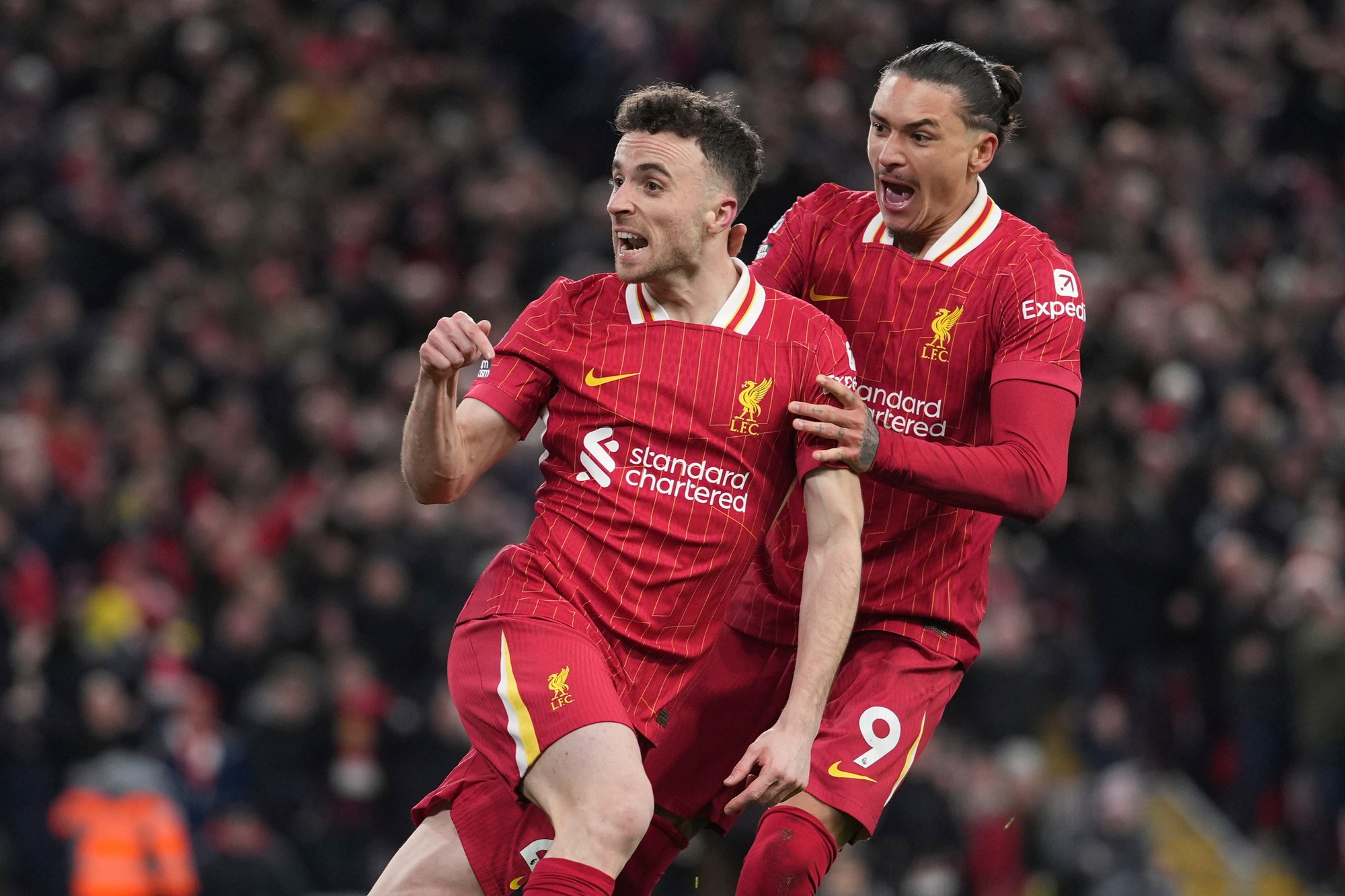Po nehode tragicky zahynul útočník Liverpoolu Diogo Jota († 28).
